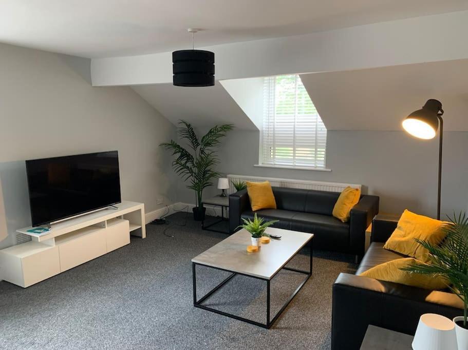 Fantastic Large 2 X Bedroom Flat, Free Parking 세일 외부 사진